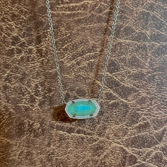 Kendra Scott Jewelry - Kendra Scott Necklace